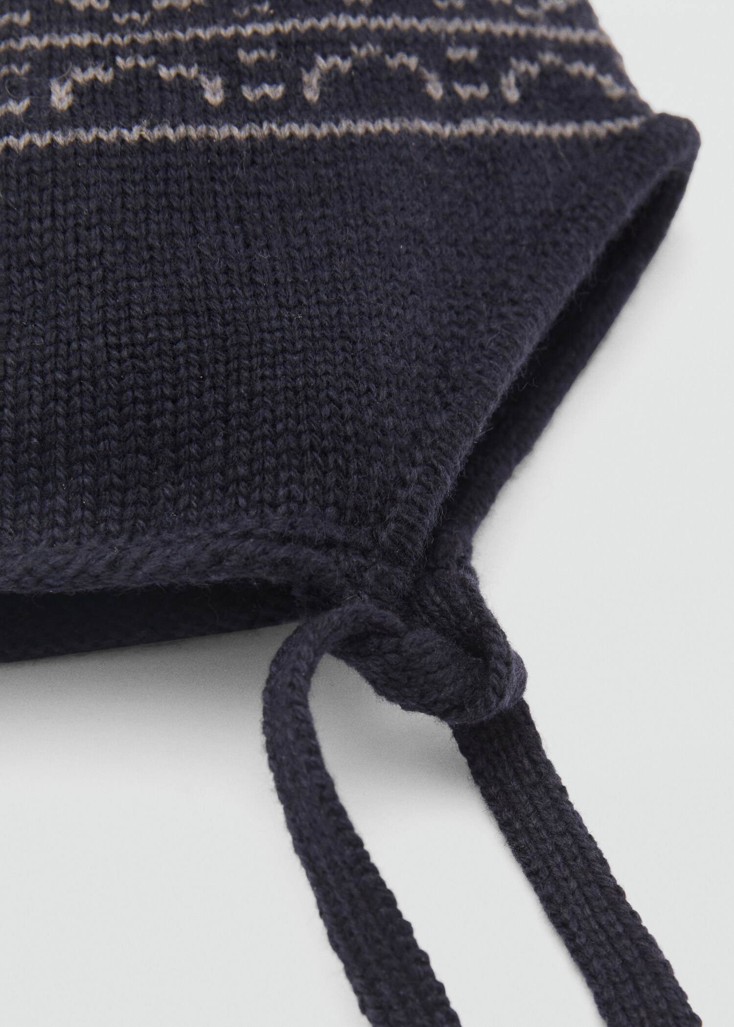 Jacquard pompom beanie