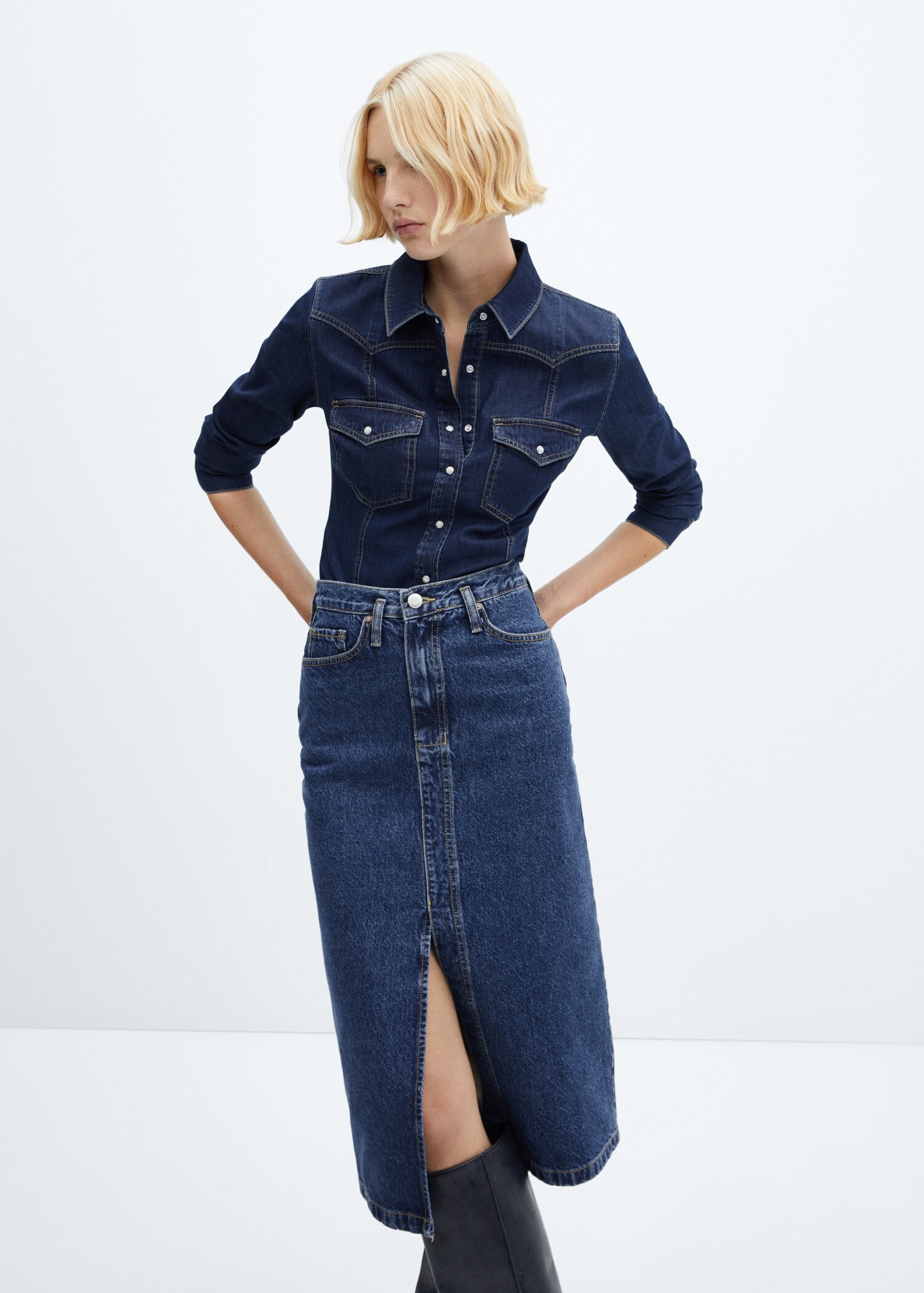 Chest-pocket denim shirt