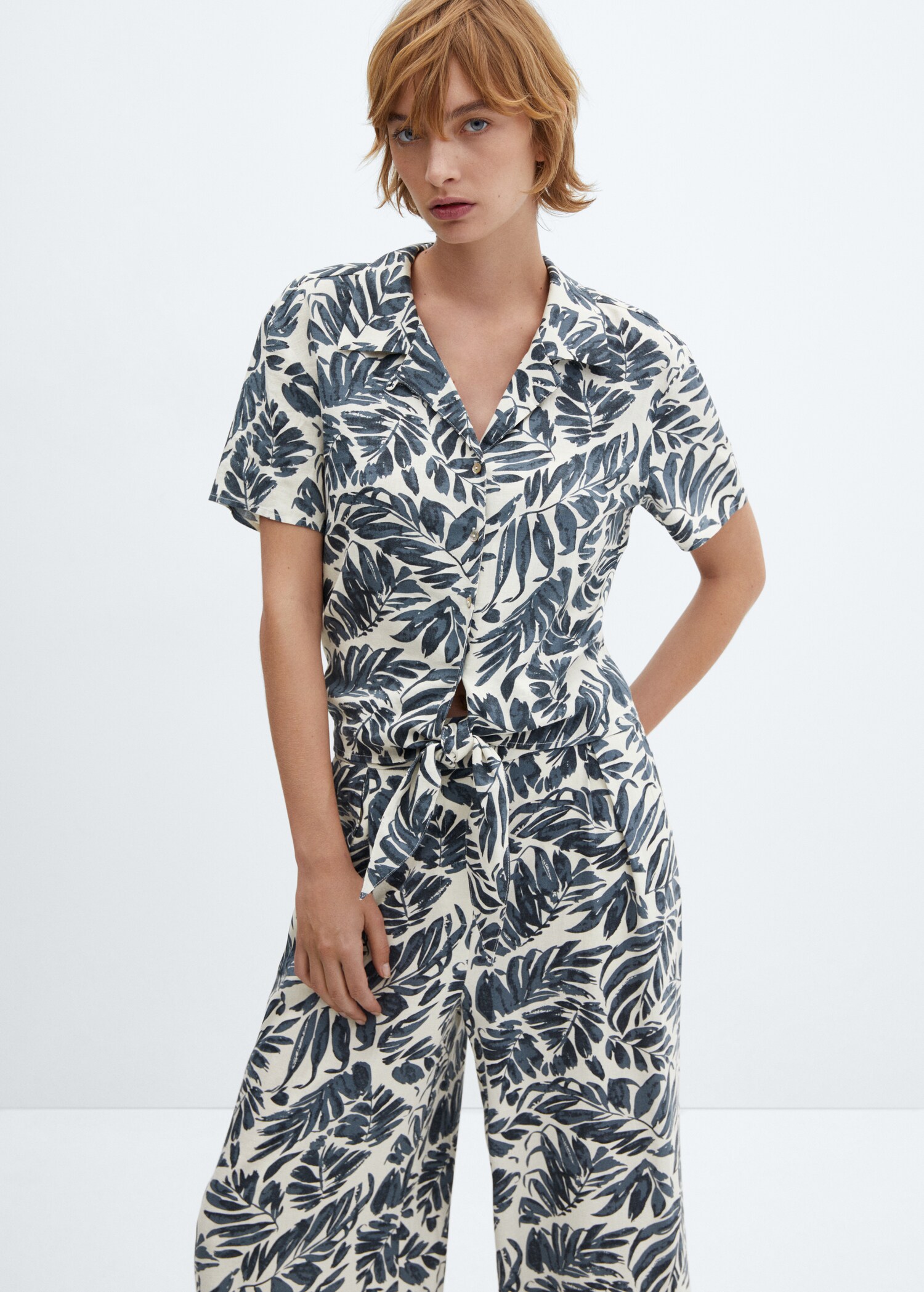 Linen-blend short-sleeve shirt