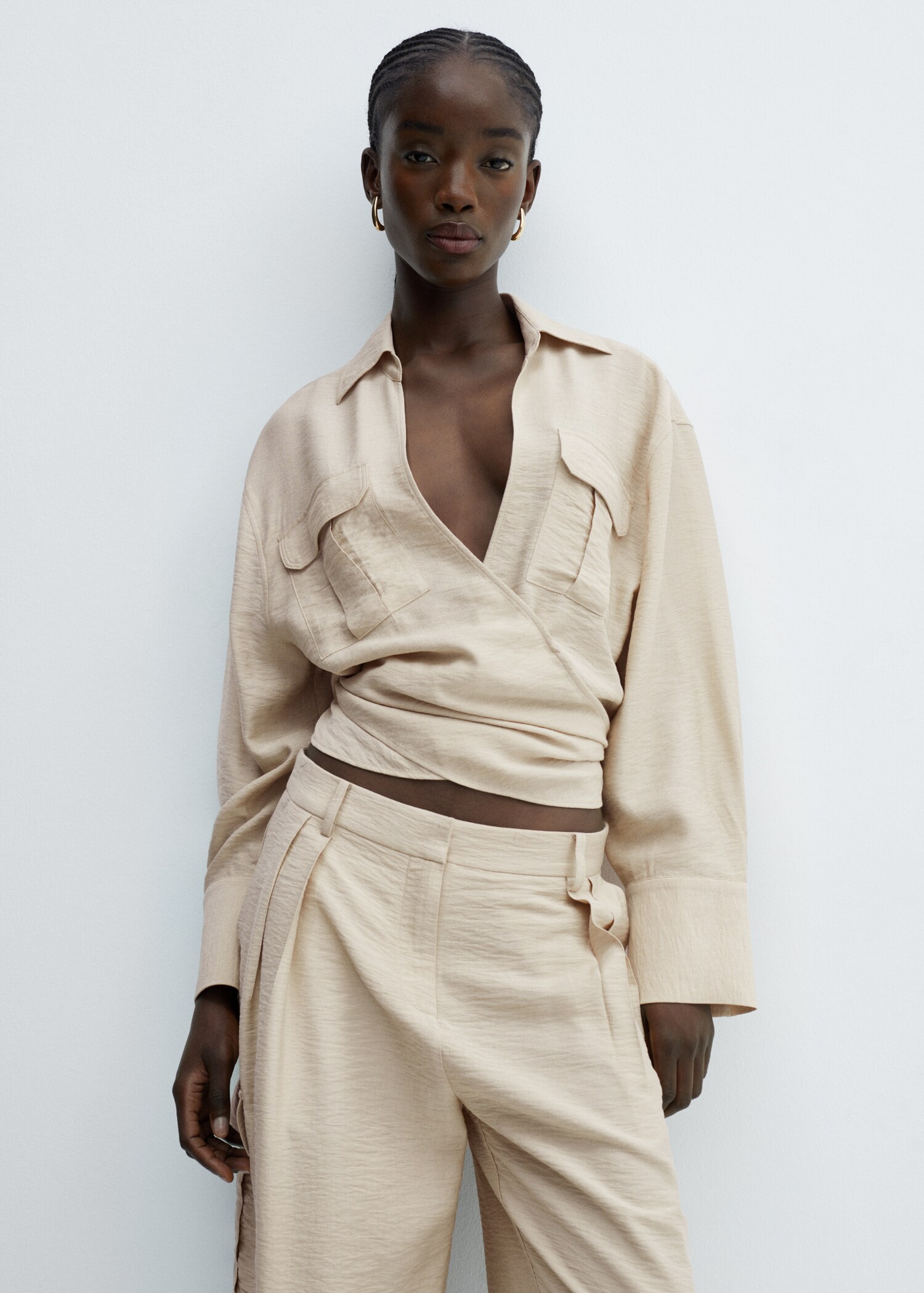 Double-breasted shirt with pockets