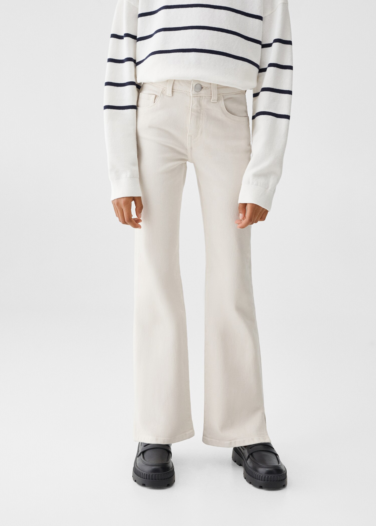 Flared jeans with slits