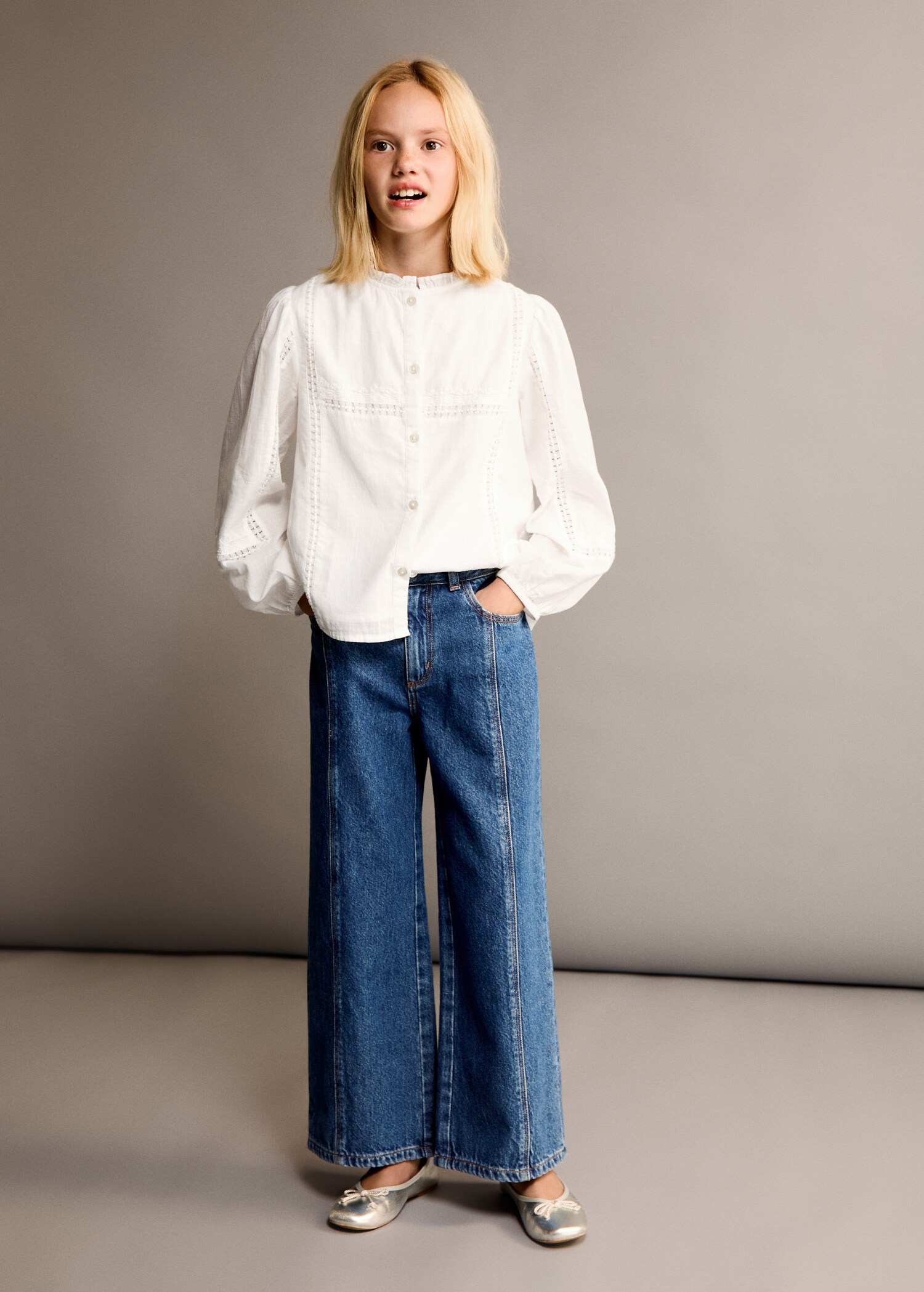 Embroidered details blouse