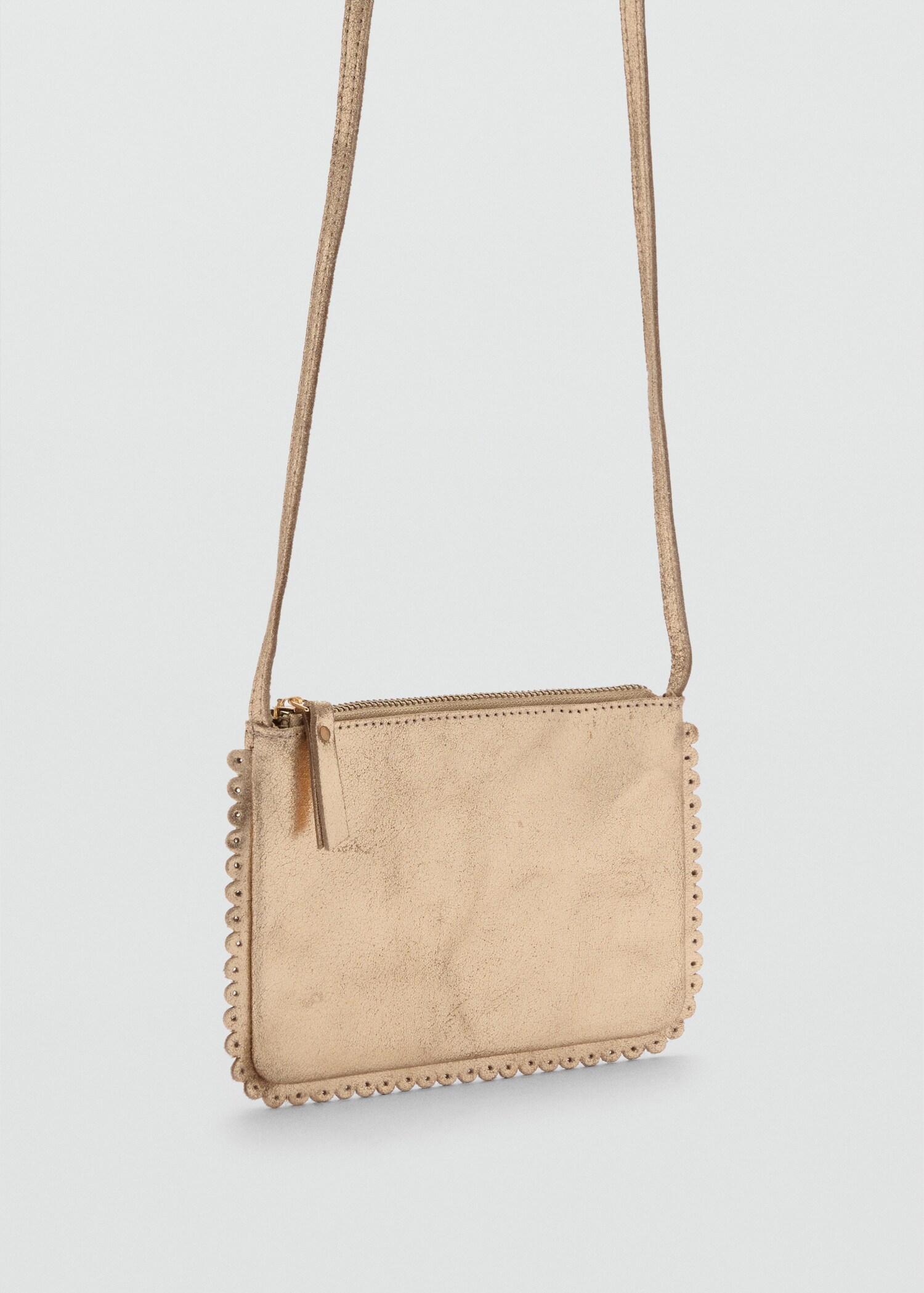 Small metallic bag