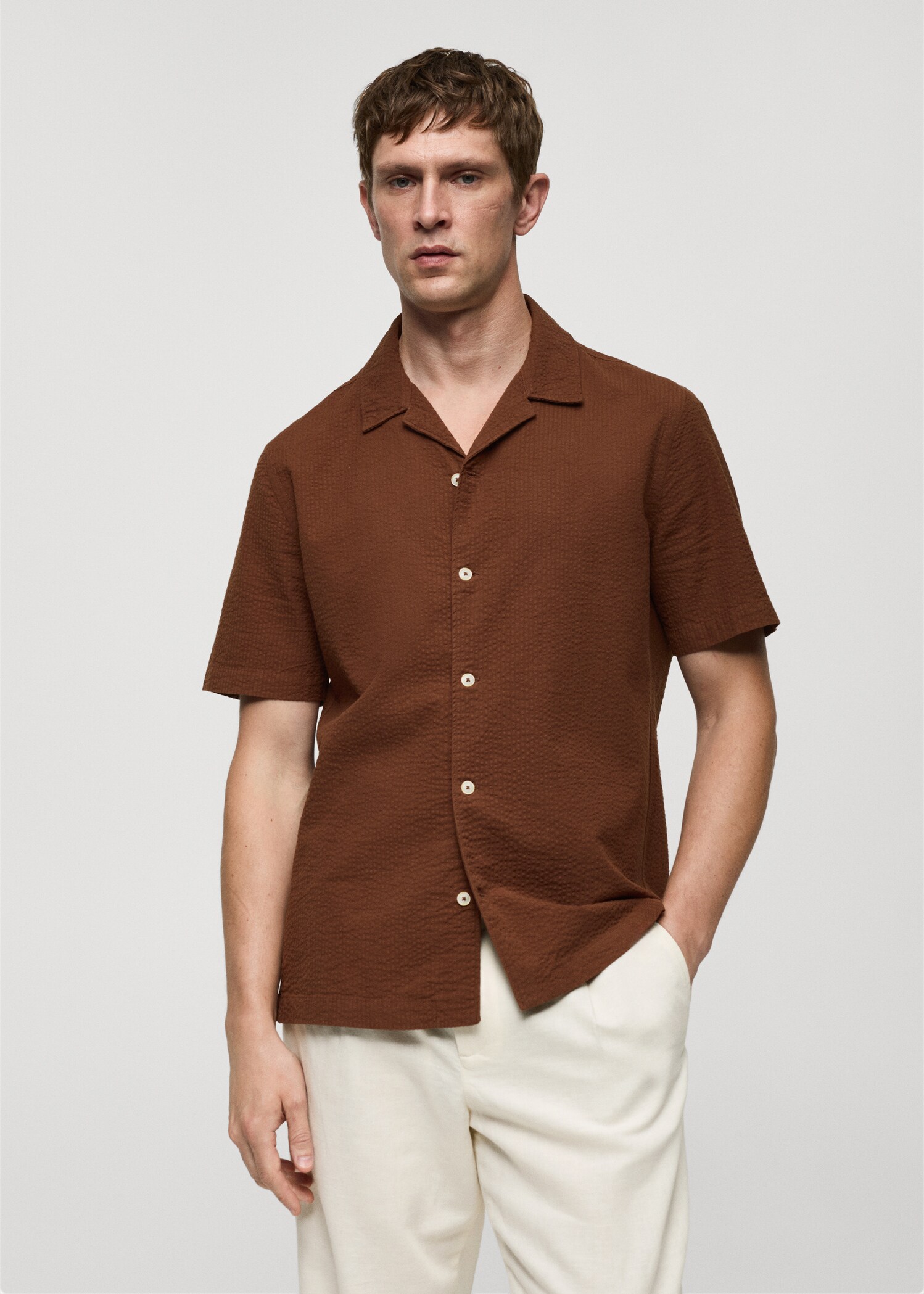 Regular-fit 100% seersucker cotton shirt