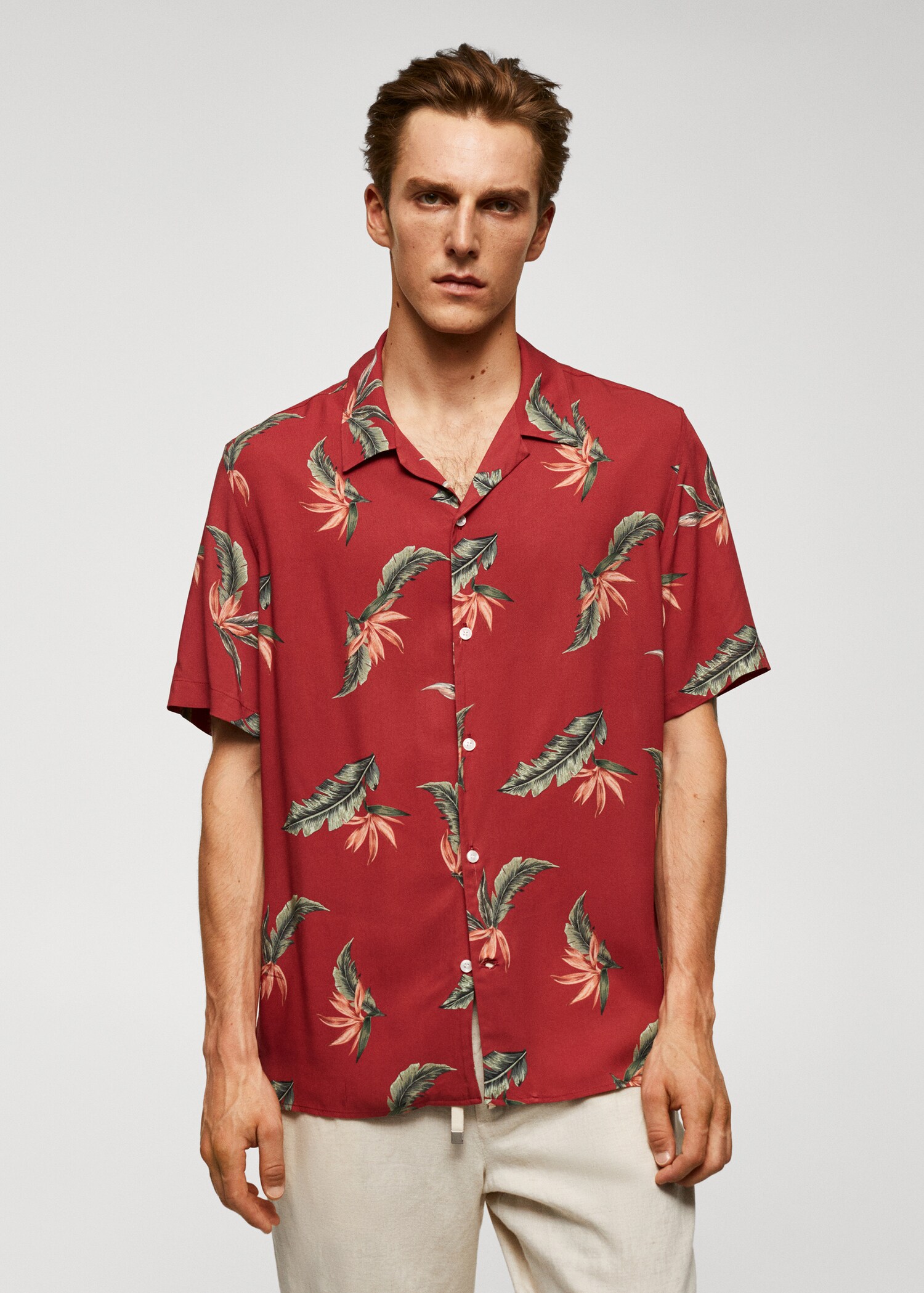 Regular-fit Hawaiian-print shirt